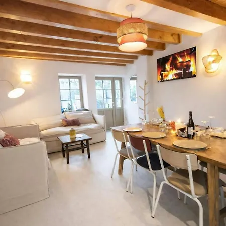 Holiday home Domaine With Sauna And Bourget View