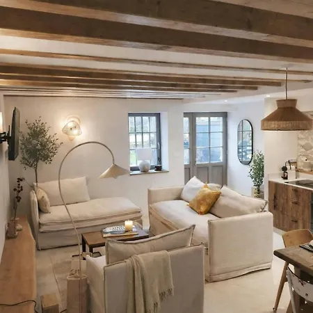 Domaine With Sauna And Bourget View Holiday home *